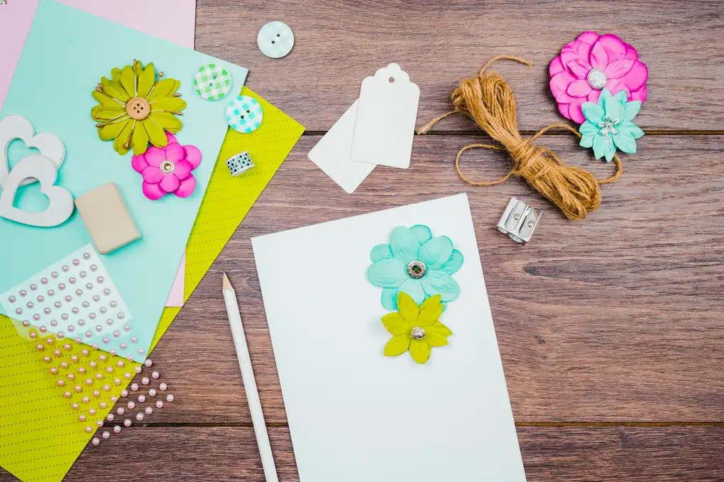 Creative with DIY Flat Lays - Tech Cloud Ltd