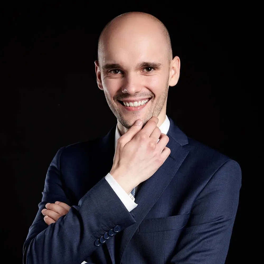 Headshot Retouching Services